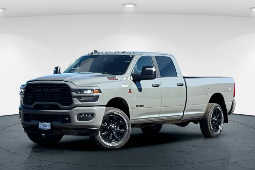 2026 Ram 3500 Big Horn photo 1