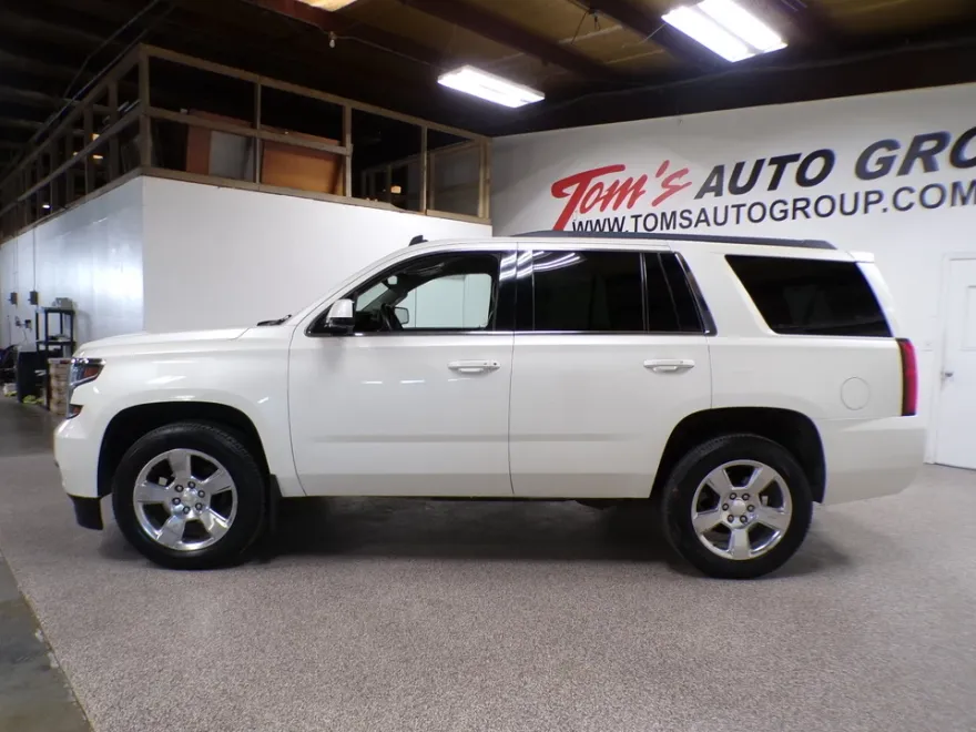 2015 Chevrolet Tahoe LT photo 1
