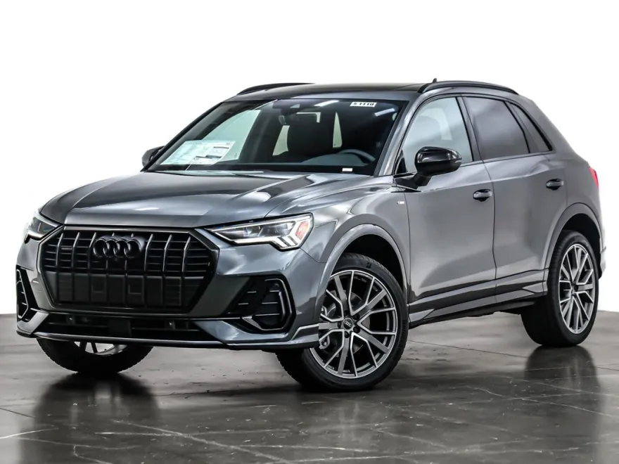 2025 Audi Q3 45 TFSI S line Premium Plus photo 1