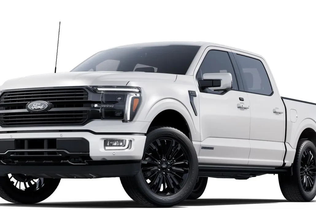 2025 Ford F-150 Platinum photo 1