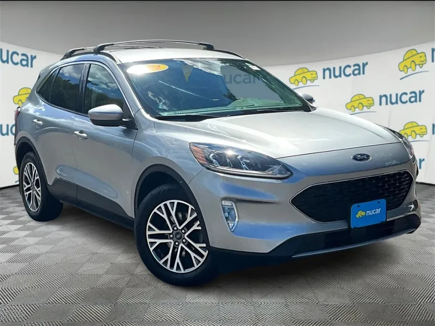 2022 Ford Escape SEL photo 1