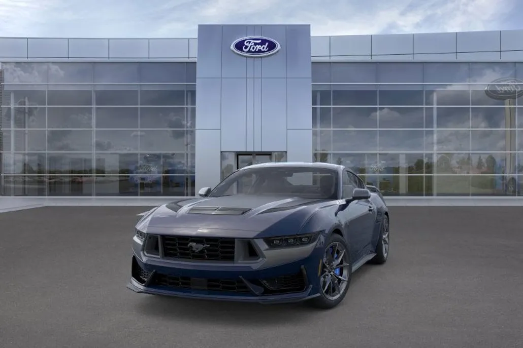 2025 Ford Mustang Dark Horse Deluxe photo 1