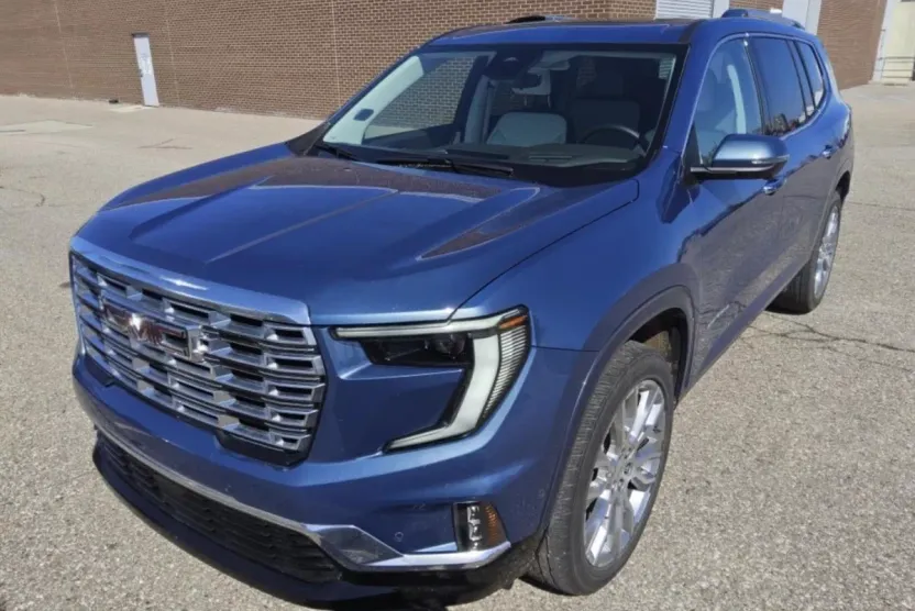 2024 Gmc Acadia Denali photo 1