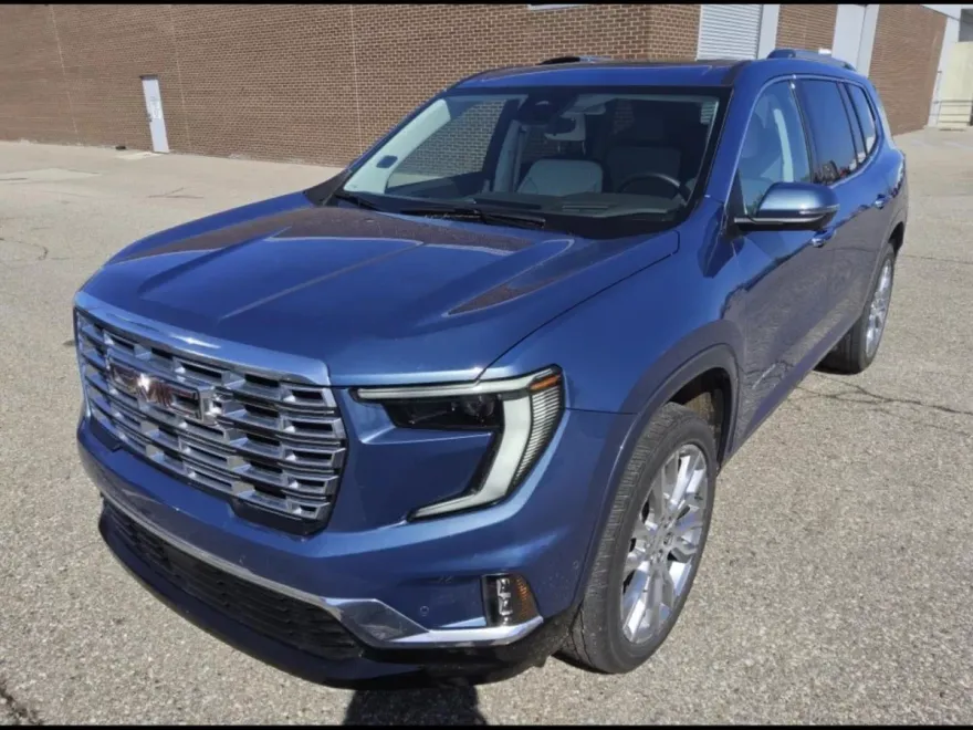 2024 Gmc Acadia Denali photo 1
