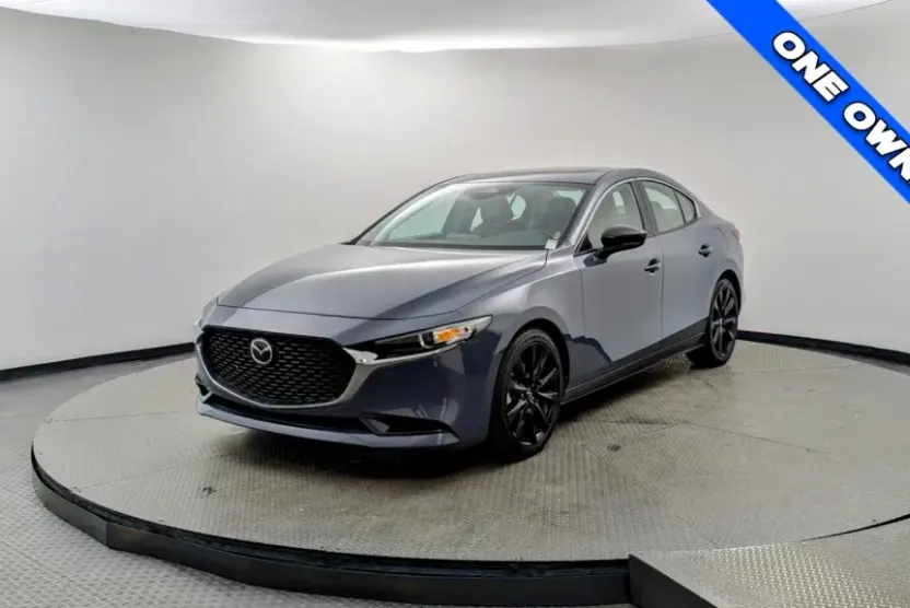 2024 Mazda Mazda3 2.5 s Carbon photo 1