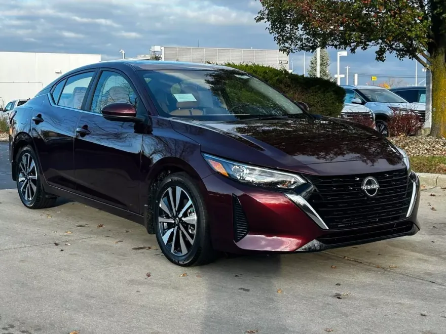 2025 Nissan Sentra SV photo 1