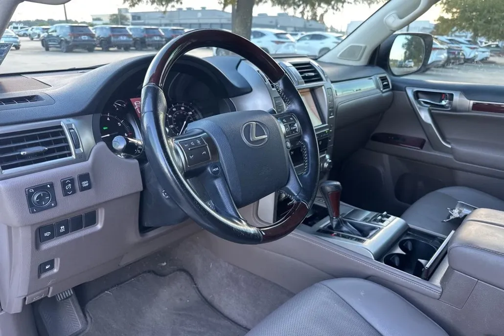 2019 Lexus GX 460 photo 1