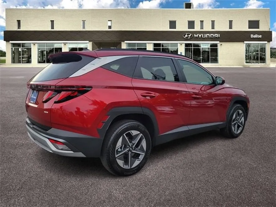 2025 Hyundai Tucson SEL photo 1