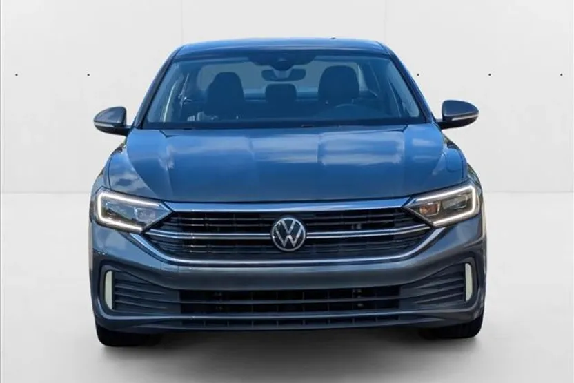 2022 Volkswagen Jetta SEL photo 1