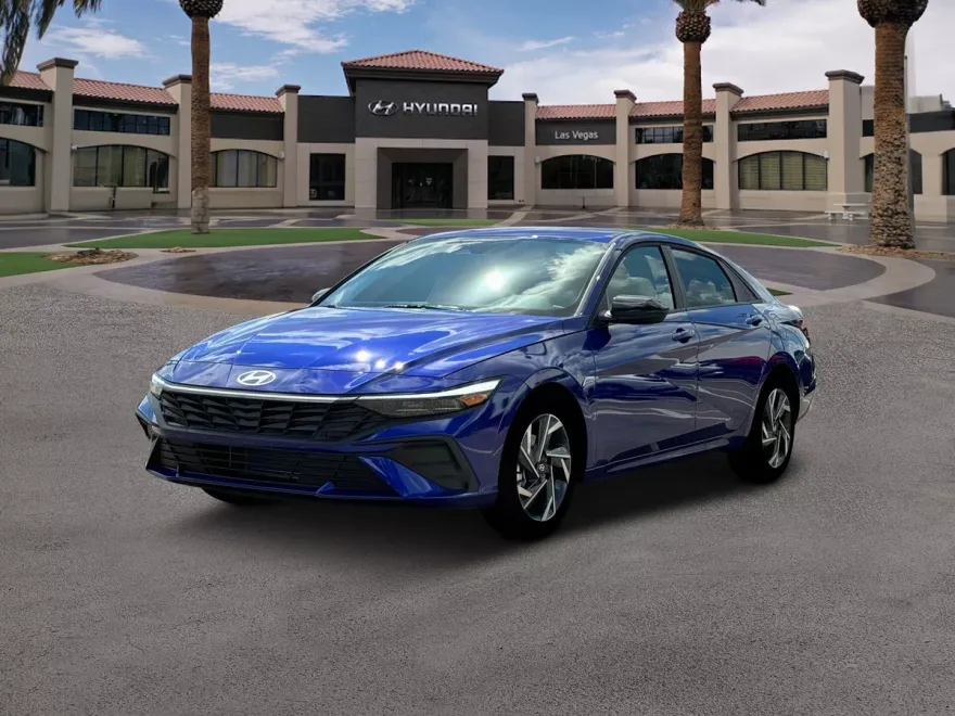 2025 Hyundai Elantra SEL Sport photo 1