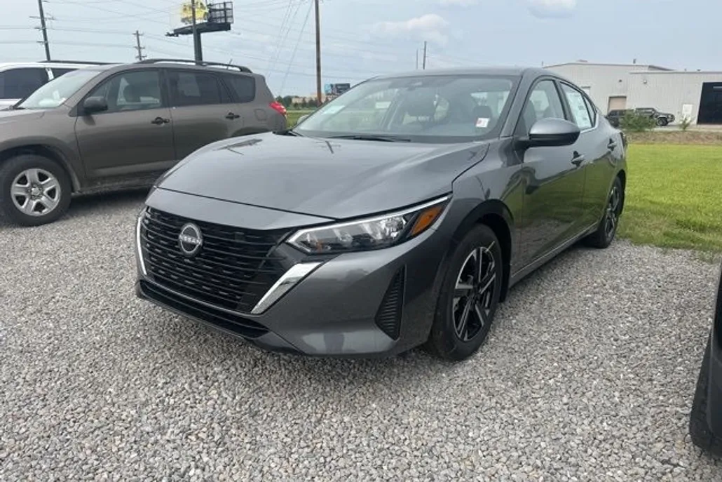 2025 Nissan Sentra SV photo 1