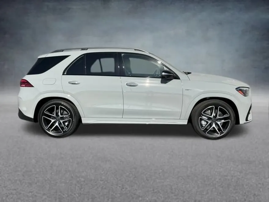 2026 Mercedes Benz GLE AMG 53 photo 1