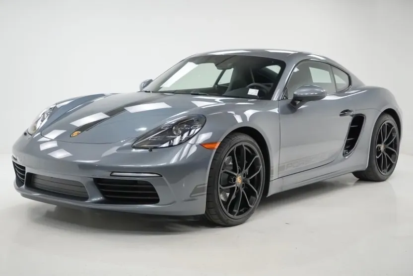 2025 Porsche Cayman photo 1