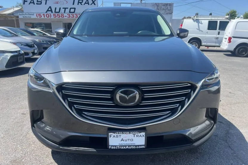 2019 Mazda CX-9 Touring photo 1