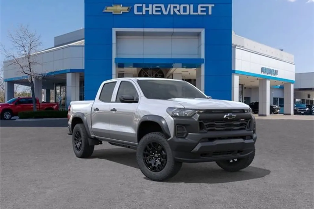 2026 Chevrolet Colorado Trail Boss photo 1