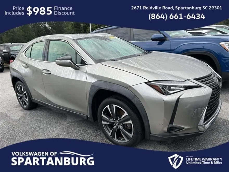 2021 Lexus UX 200 photo 1