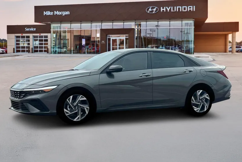 2025 Hyundai Elantra SEL Sport photo 1