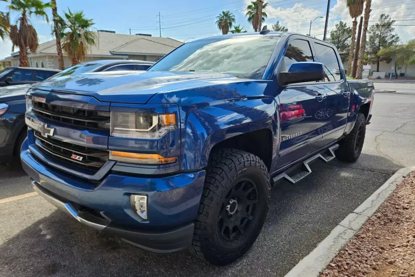 2016 Chevrolet Silverado 1500 Z71 LT photo 1