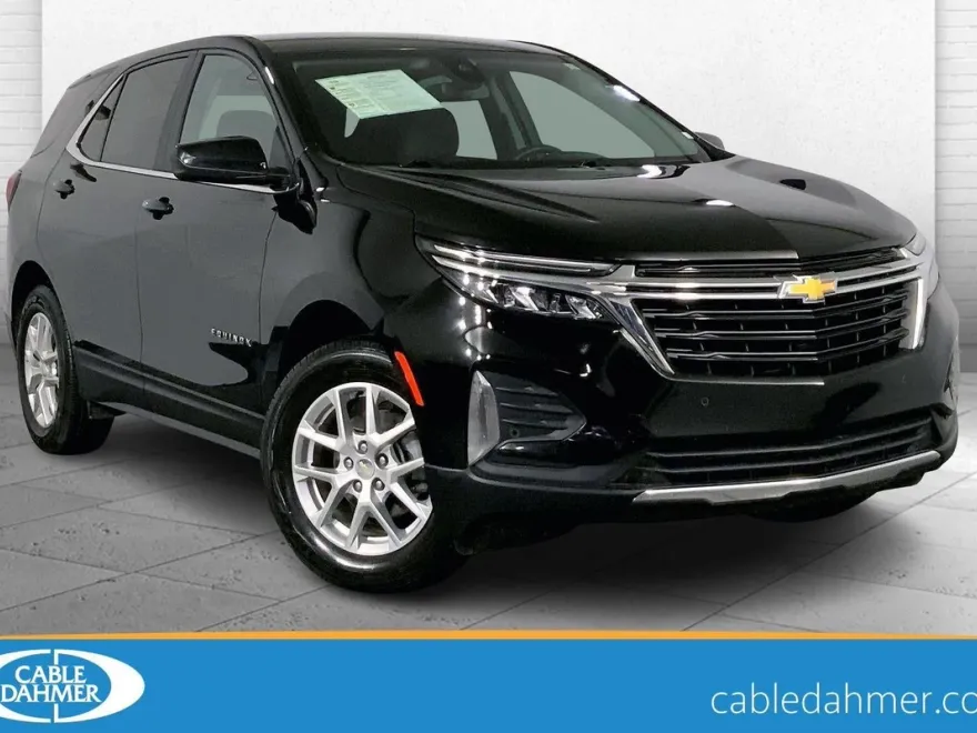 2024 Chevrolet Equinox LT photo 1
