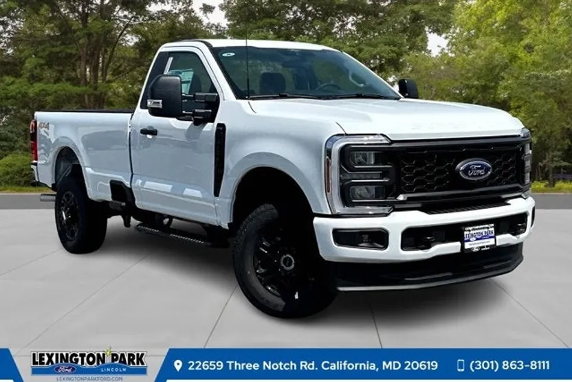 2025 Ford F-350 XL photo 1