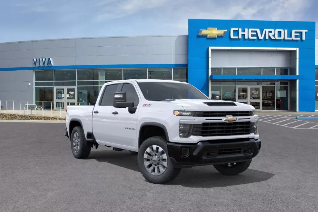2025 Chevrolet Silverado 2500HD Custom photo 1