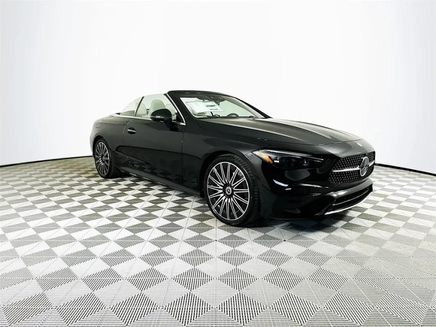 2026 Mercedes Benz CLE 300 4MATIC photo 1