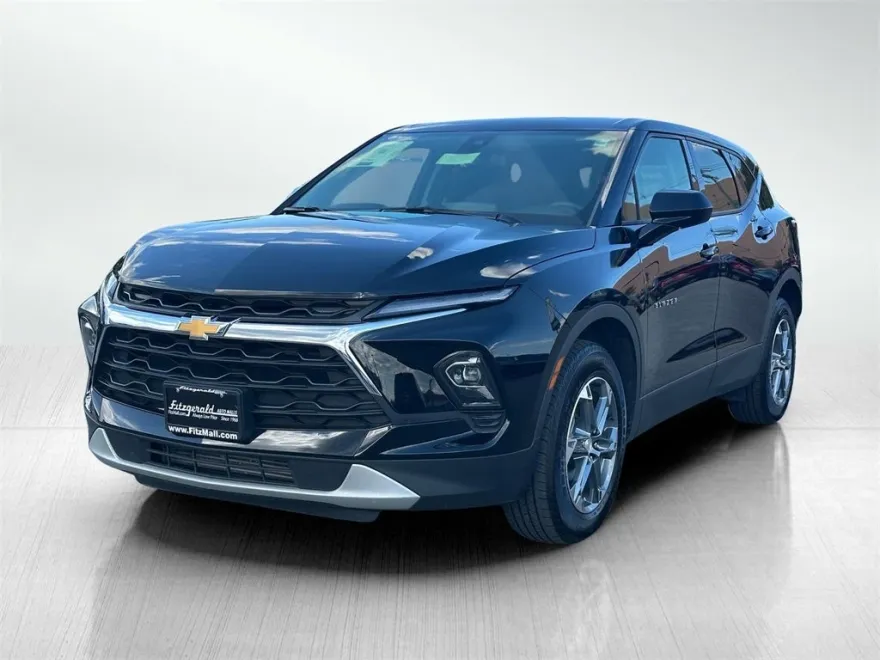 2025 Chevrolet Blazer 2LT photo 1