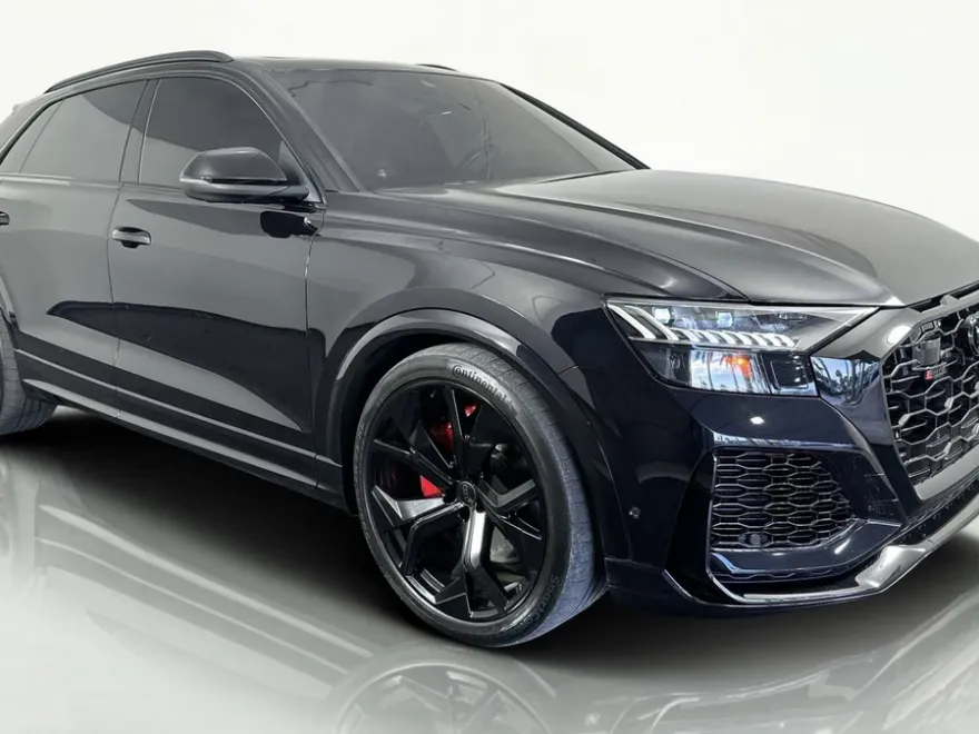 2021 Audi RS Q8 photo 1