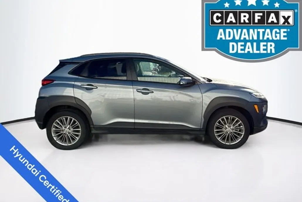 2021 Hyundai Kona SEL photo 1