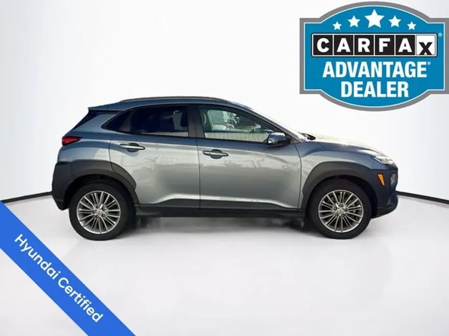 2021 Hyundai Kona SEL photo 1
