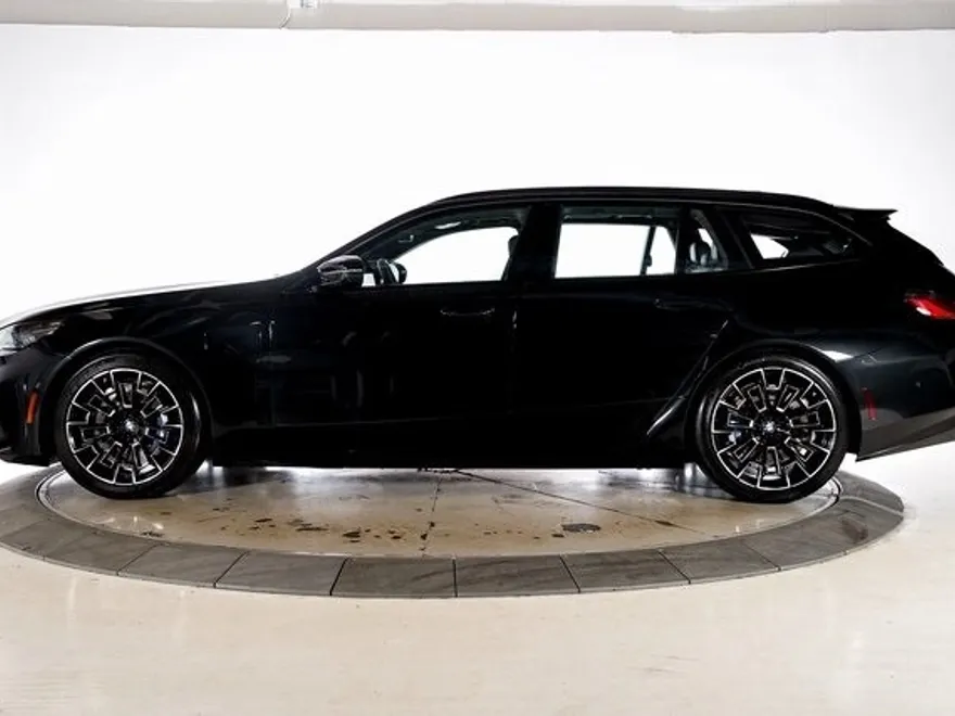 2025 Bmw M5 5 Touring photo 1
