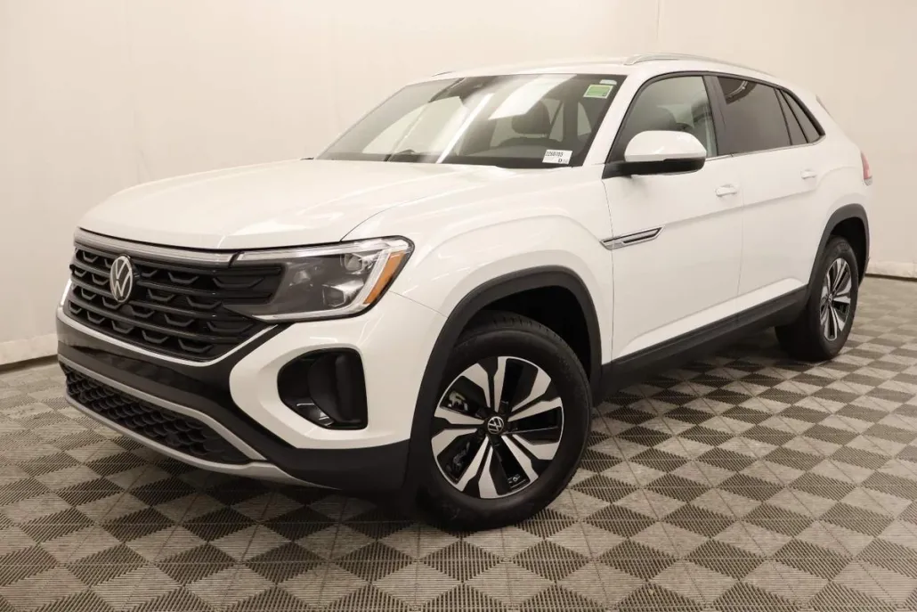 2026 Volkswagen Atlas Cross Sport SE photo 1