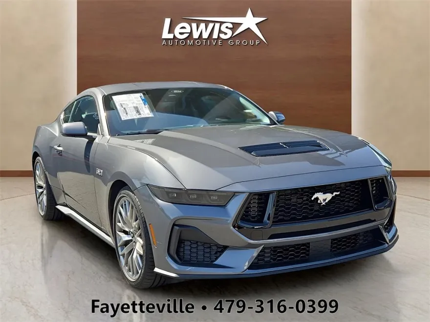 2025 Ford Mustang GT Premium photo 1