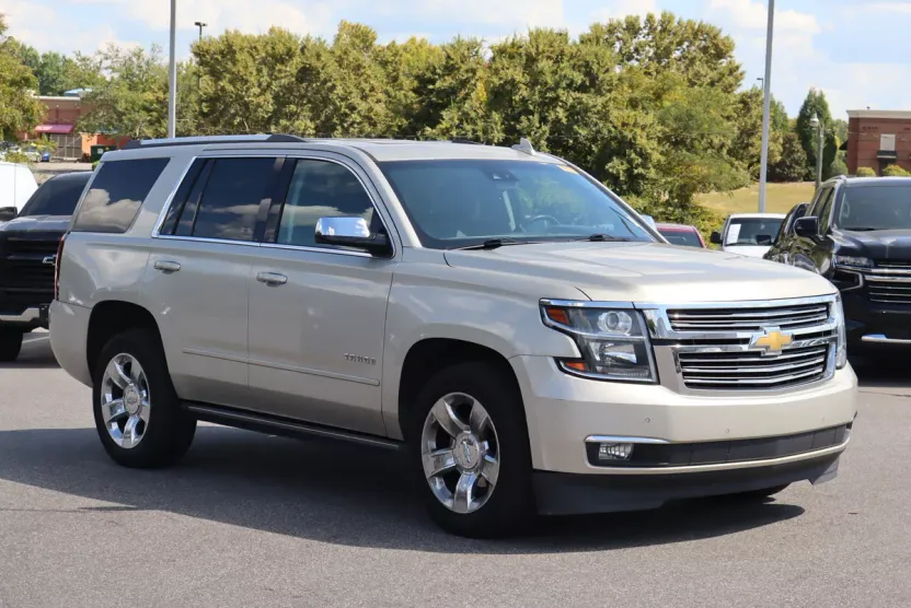 2017 Chevrolet Tahoe Premier photo 1