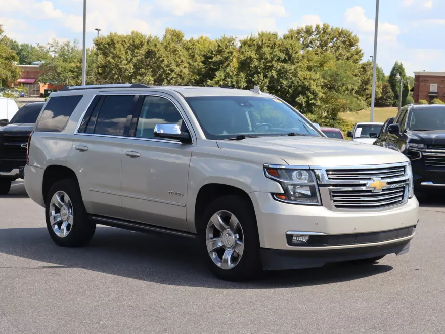 2017 Chevrolet Tahoe Premier photo 1