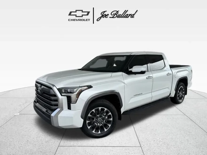 2022 Toyota Tundra Limited photo 1