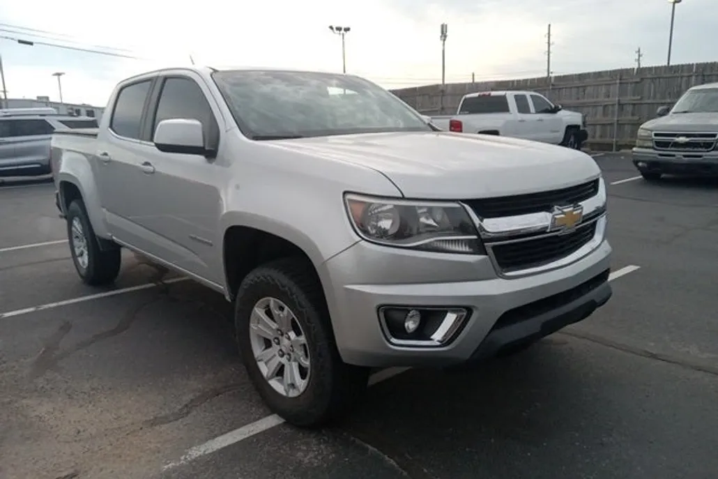 2018 Chevrolet Colorado LT photo 1