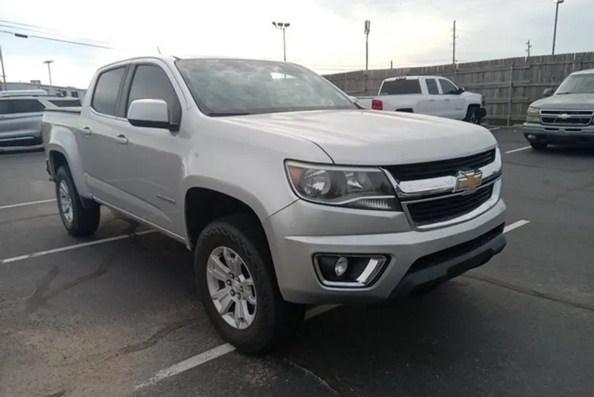 2018 Chevrolet Colorado LT photo 1