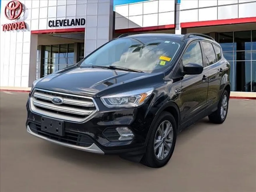 2018 Ford Escape SEL photo 1