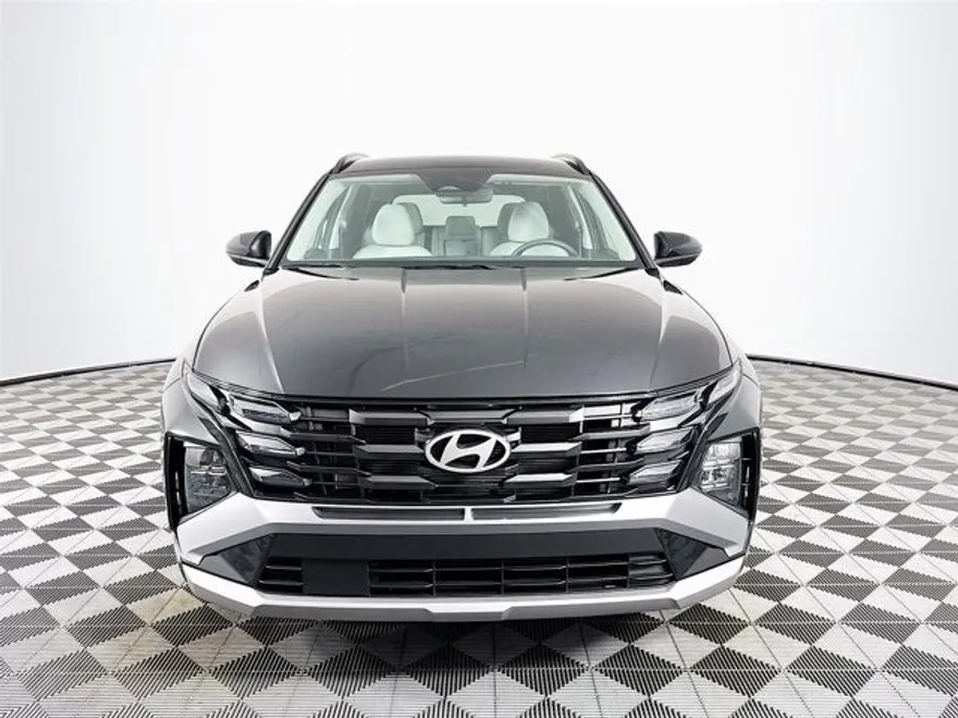 2025 Hyundai Tucson SEL photo 1