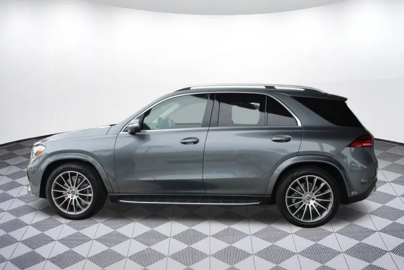 2026 Mercedes Benz GLE 450 4MATIC photo 1