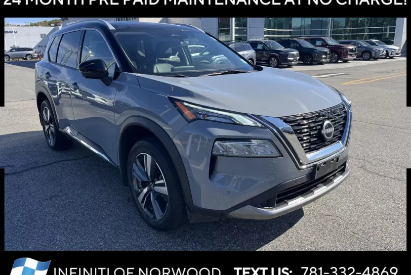 2023 Nissan Rogue SL photo 1