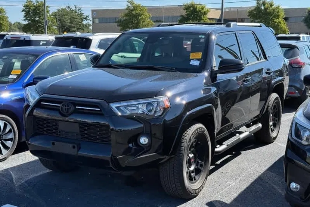 2023 Toyota 4Runner SR5 2WD photo 1