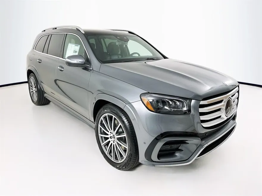 2025 Mercedes Benz GLS 450 4MATIC photo 1