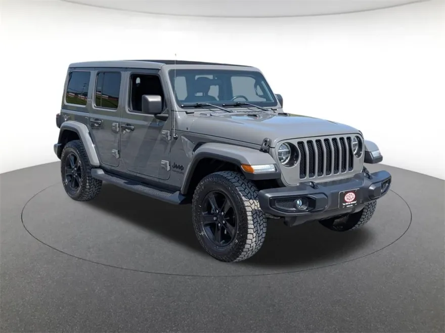 2019 Jeep Wrangler Unlimited Sahara Altitude photo 1