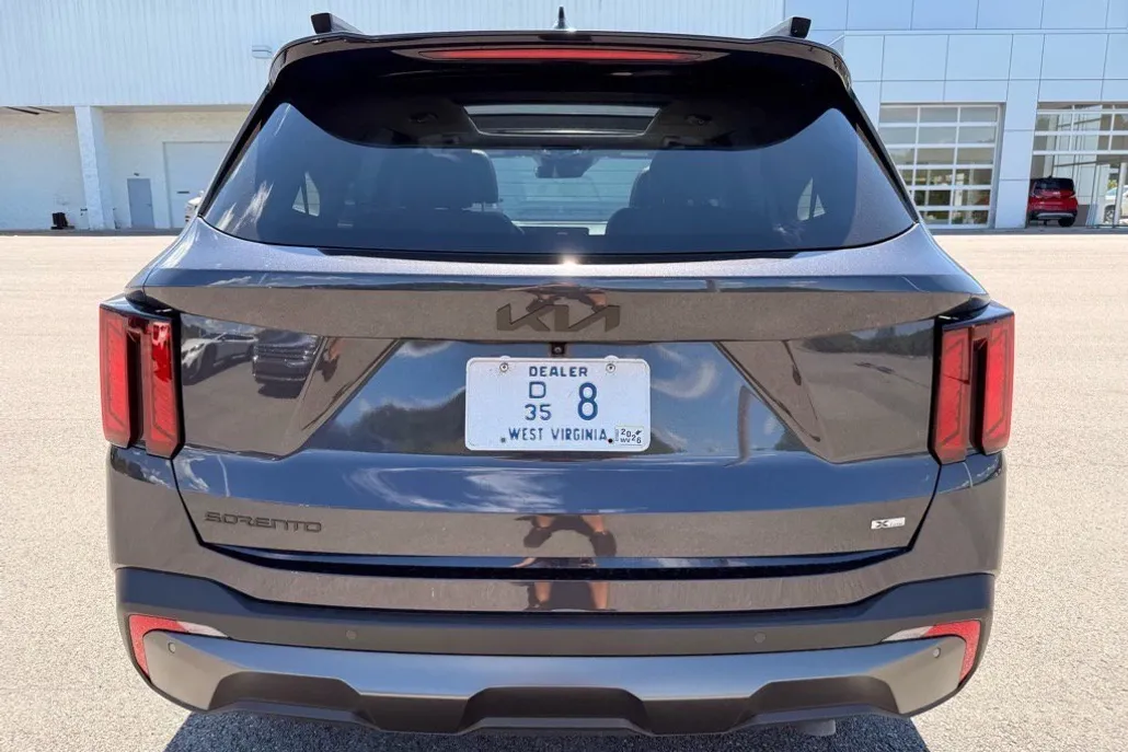 2025 Kia Sorento X-Line EX photo 1