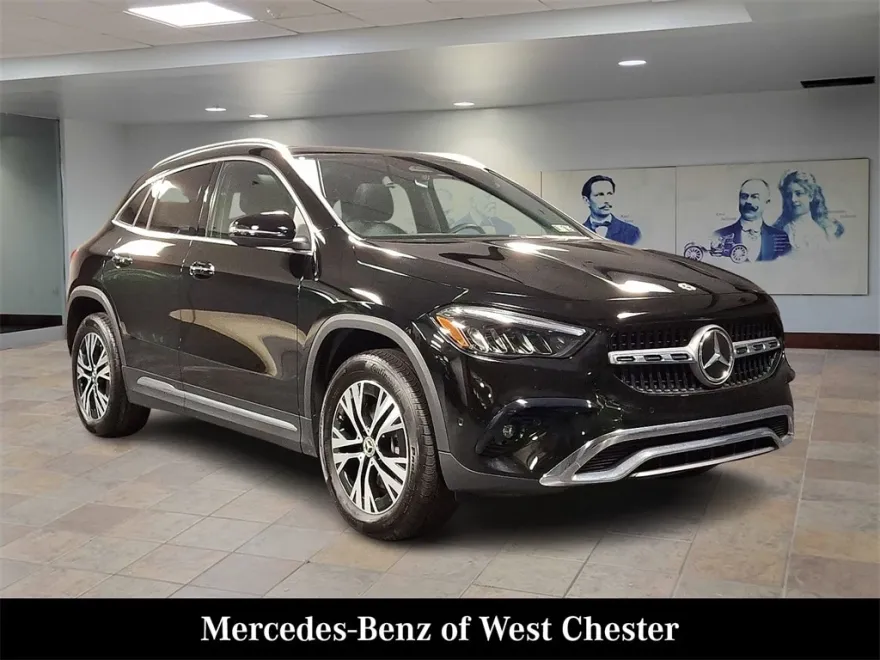 2025 Mercedes Benz GLA 250 4MATIC photo 1