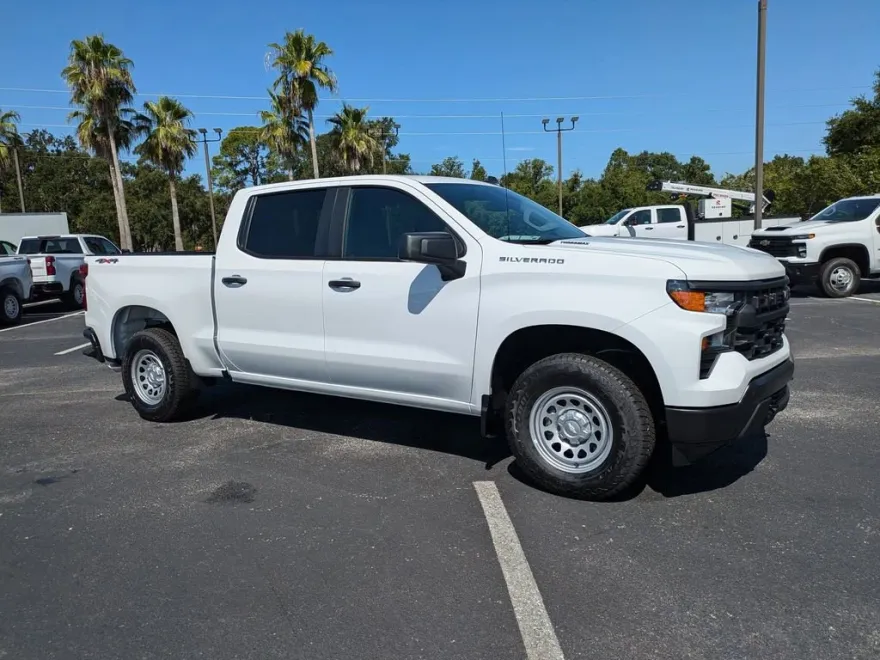 2025 Chevrolet Silverado 1500 photo 1