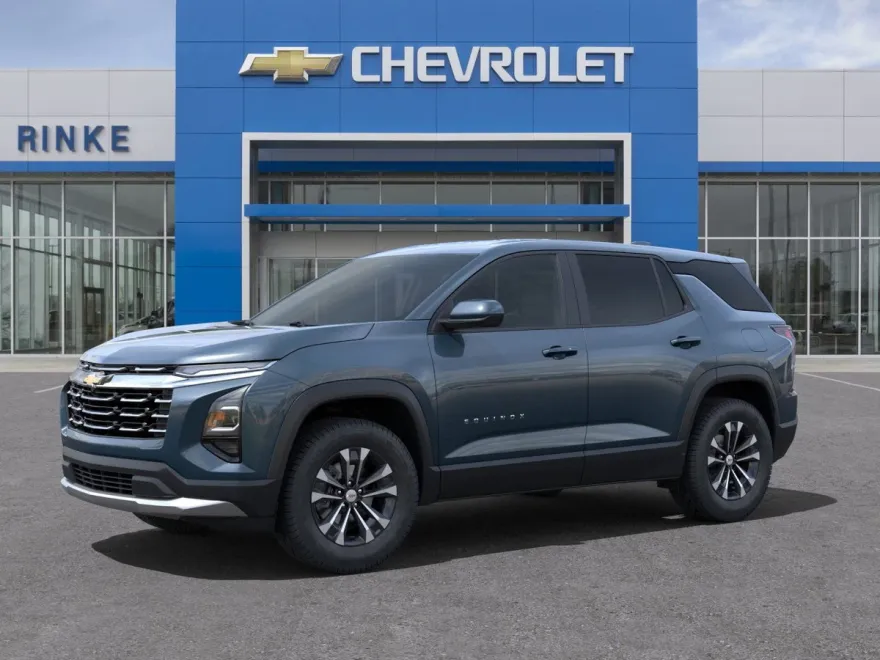2026 Chevrolet Equinox LT photo 1