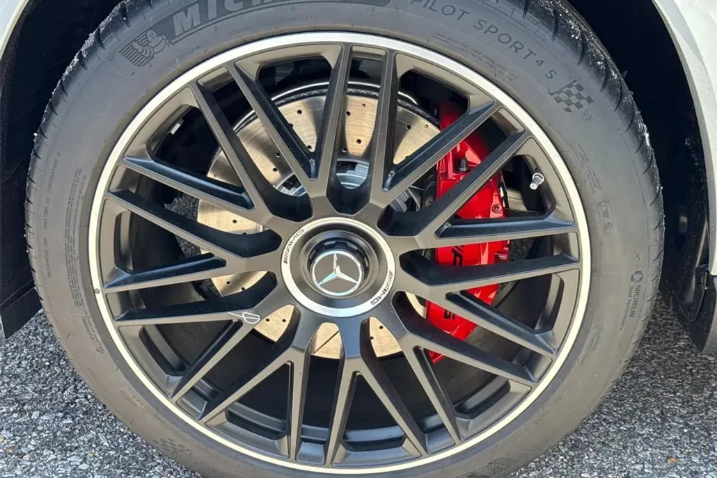 2025 Mercedes Benz GLS 63 AMG 4MATIC photo 1